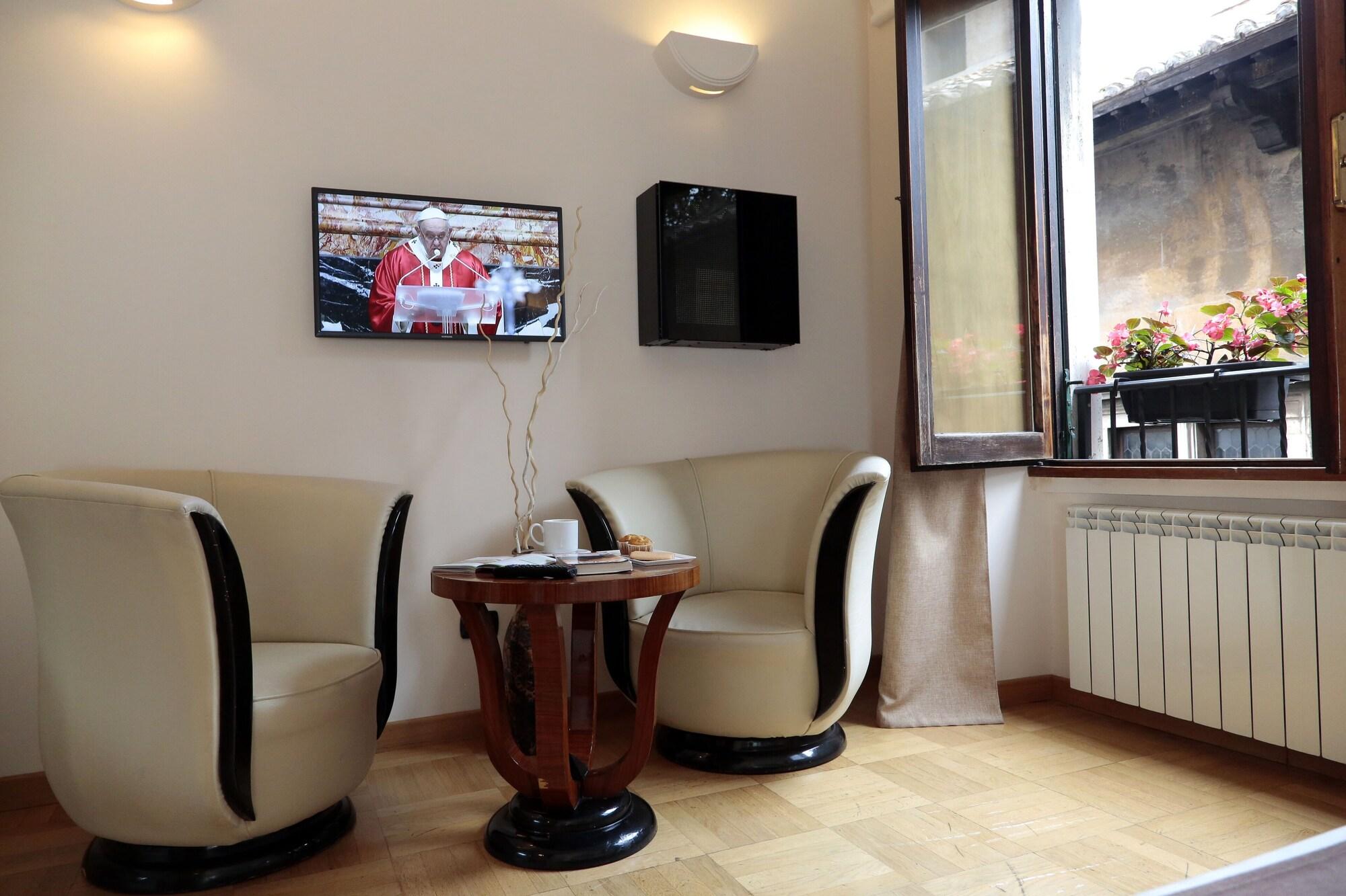 Residenza Delle Arti Hotel โรม ภายนอก รูปภาพ