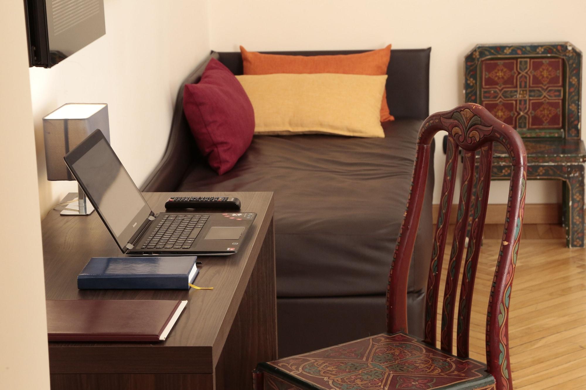 Residenza Delle Arti Hotel โรม ภายนอก รูปภาพ